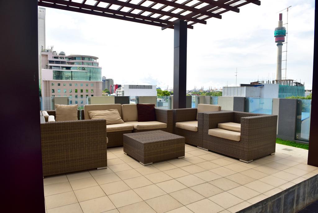 Skylounge Apartment Коломбо Экстерьер фото
